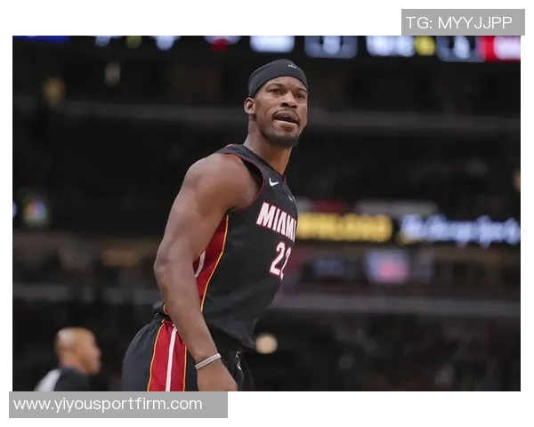 巴特勒在训练场展现统治力低调沉默却杀伤力十足