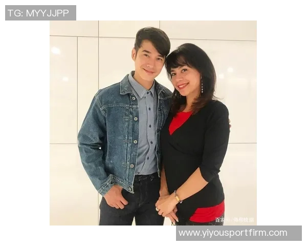 杨瀚森与女友首次同框合影凯尔登赛后甜蜜瞬间引发热议