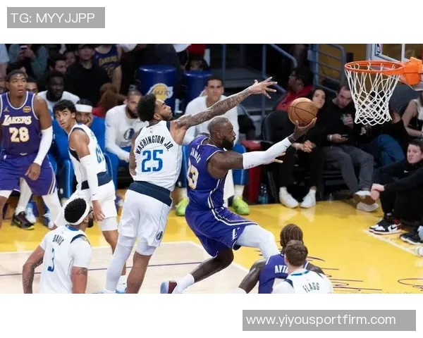 格里芬分析詹姆斯无球打法对湖人进攻提升的深远影响与潜力