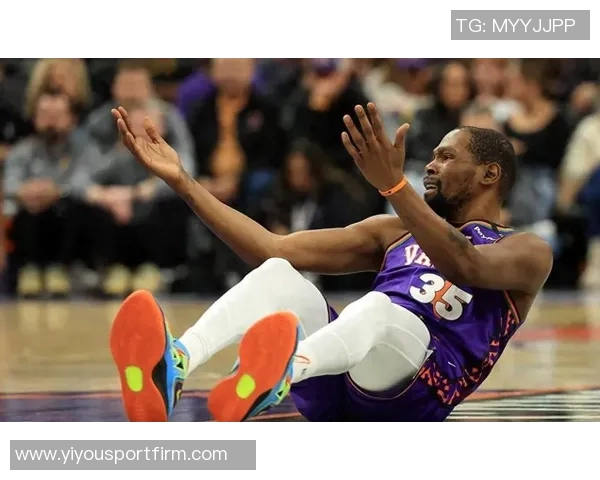 KD与球迷互动引发热议能否再进总决赛成焦点话题