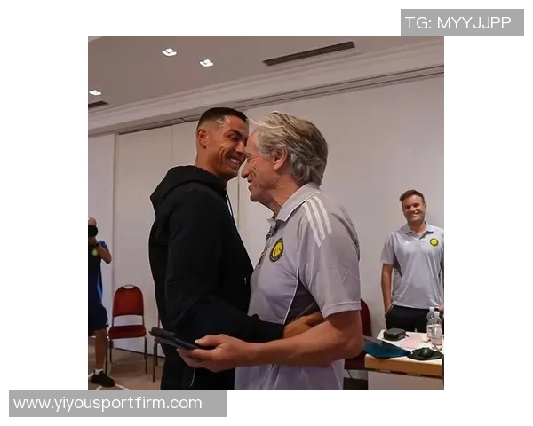 利雅得胜利主帅热苏斯因密集赛程给予球员一天假期